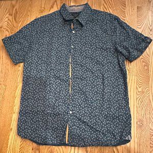 Ted Baker - Navy Blue Short-Sleeved Button-up Men's Shirt w/ Floral Outlines